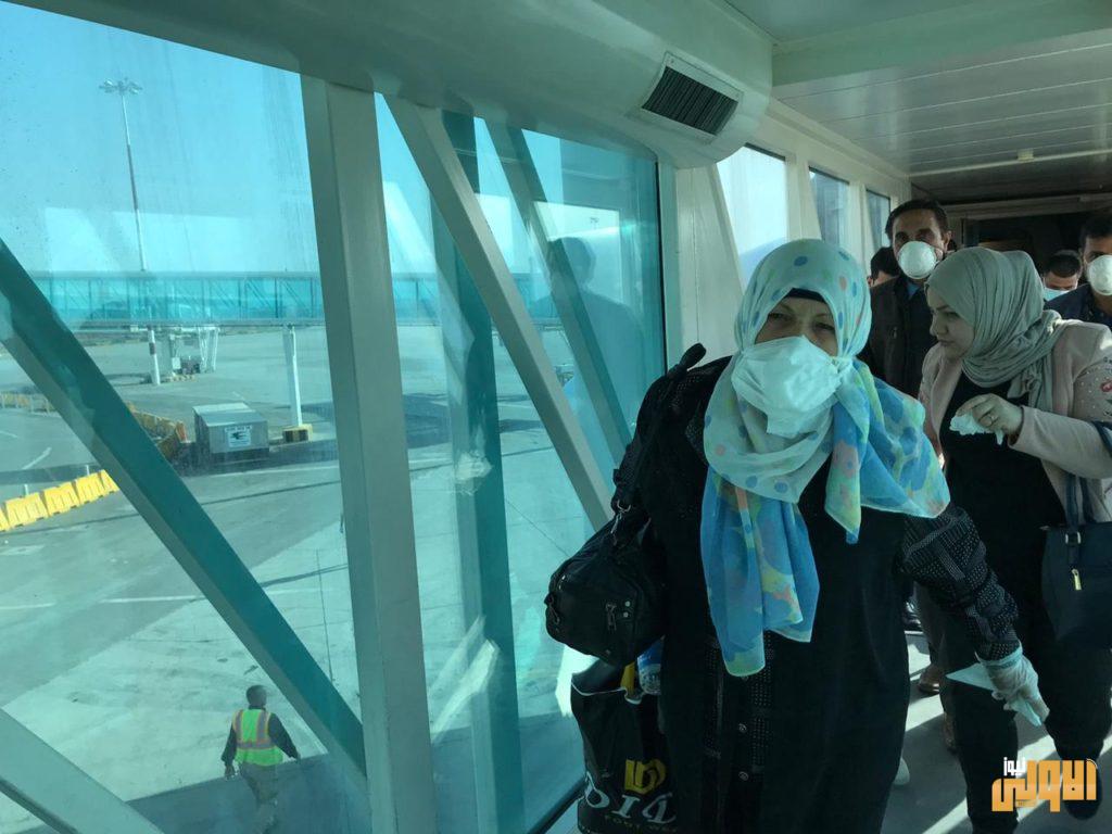 بالصور ...على متن الناقل الوطني.. وصول ٢٨٢ عراقي من مصر 14 6DBC8ACC A066 40CD 9A51 BDFD6BBDC3BD