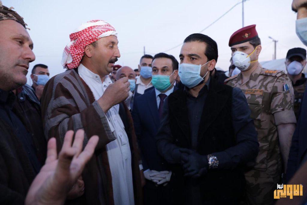 بالصور .. محمد الحلبوسي يتفقد مخيمات النازحين 15 DC093833 8540 4C65 BB0A C12EBC2D1571