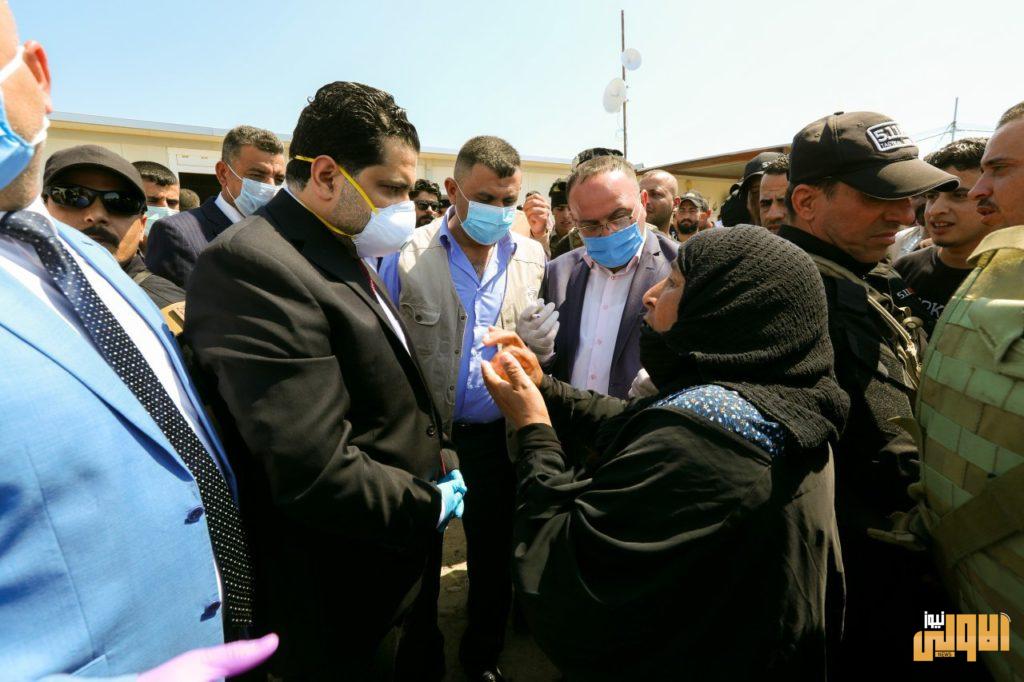 بالصور .. وزير الهجرة في زيارة تفقدية لمخيمات النازحين 6 1F20AE72 BFCF 4A26 819E B0278E172187