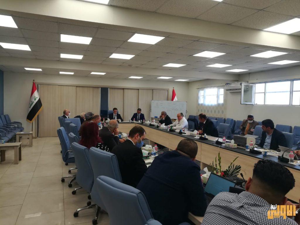 بالصور..اجتماع وزير العمل مع اللجنة المكلفة بمعالجة الاثار الاقتصادية نتيجة تطبيق الحظر 12 53F6E2E1 1914 4012 8BEA 098E93697DA9