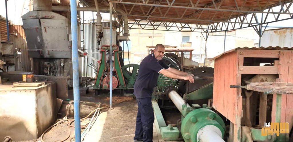 بالصور .. تسفين زورق الربط (11) على السكك الانزلاقية 13 74E731DD 63A5 40FE 892B 951C442BFCC7