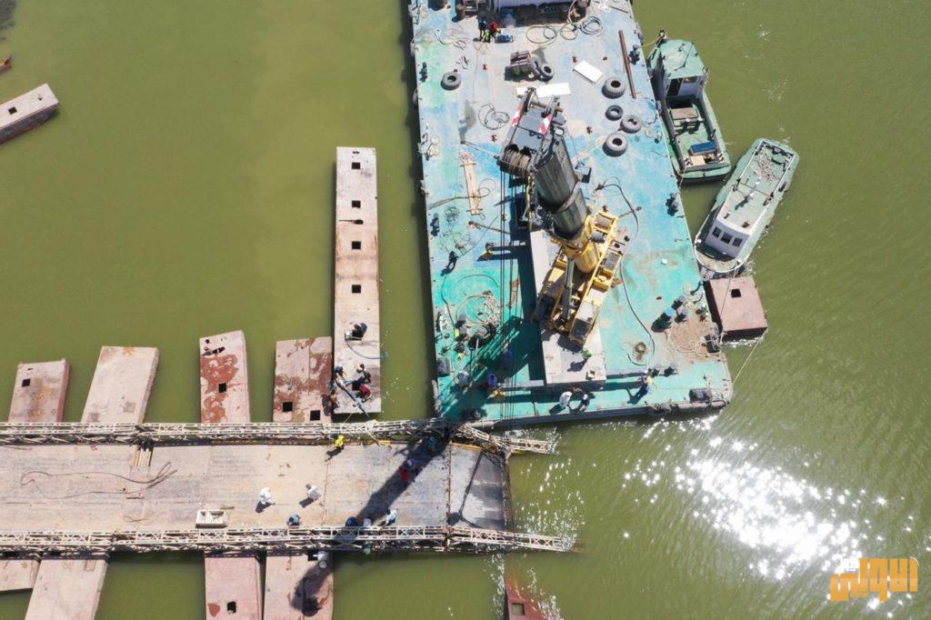 النقل تعلن أكمال تأهيل وأعادة تنصيب جسر سعد الغارق في منطقة الزريجي شمال البصرة إثر العاصفة الأخيرة 16 7782920A 1208 425A 9C09 866A9A6881D8