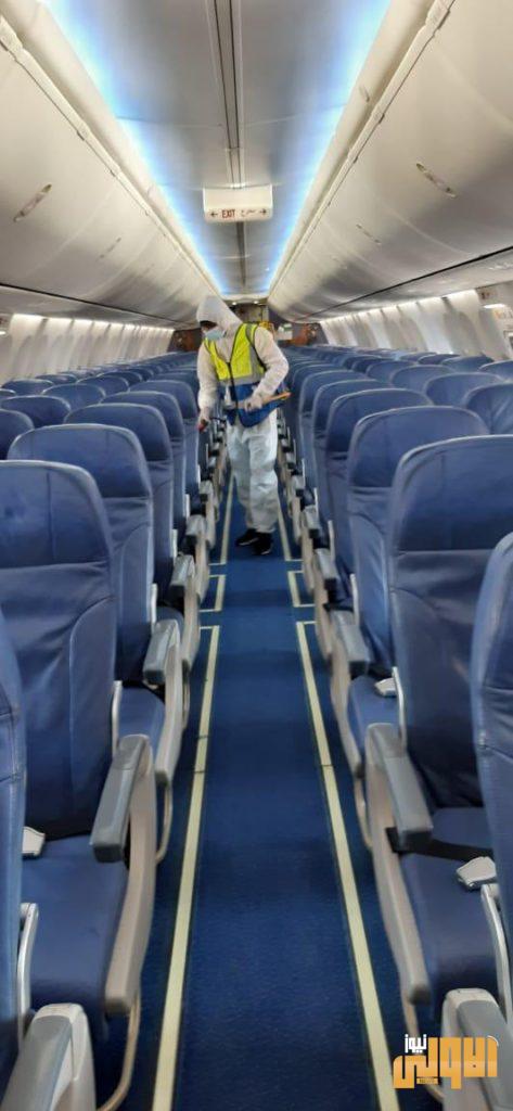 بالصور.. وزارة النقل تقوم بتعفير وتطهير الرحلة الاستثنائية المتجهة لمطار دلهي 10 881B131C 1298 42B8 A8F1 52139AC6D6DF