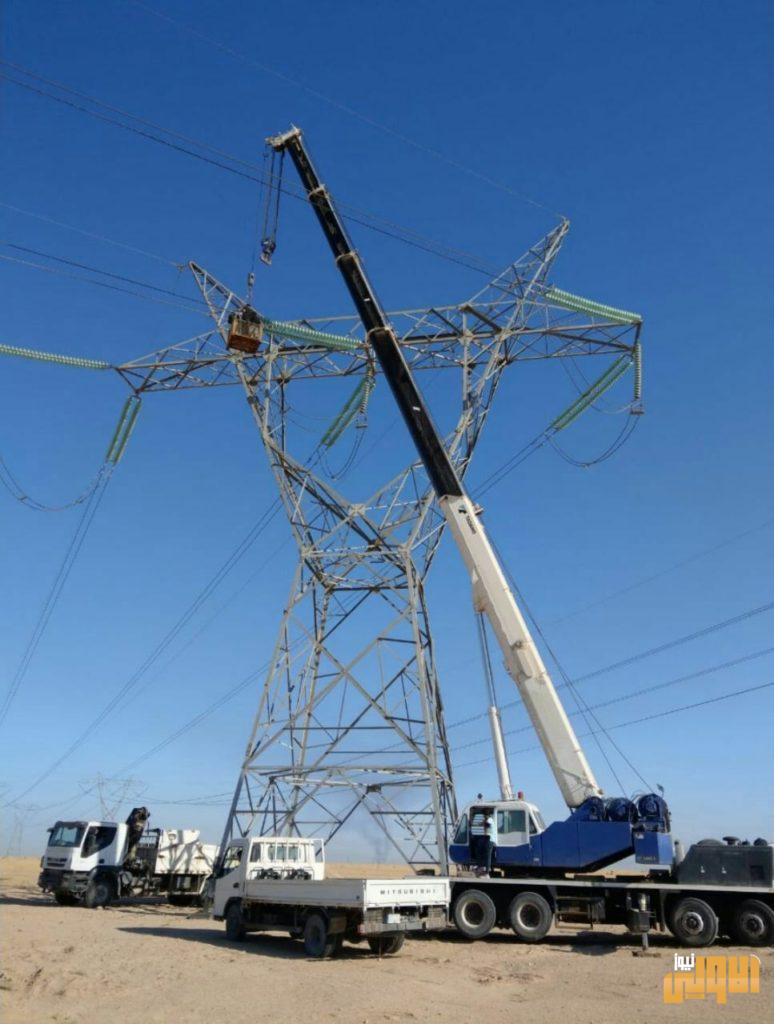 بالصور.. أصلاح الخطوط الكهربائية في محافظة البصرة 9 D4BDB765 215F 4D42 8D6C 58BE9B762FCD