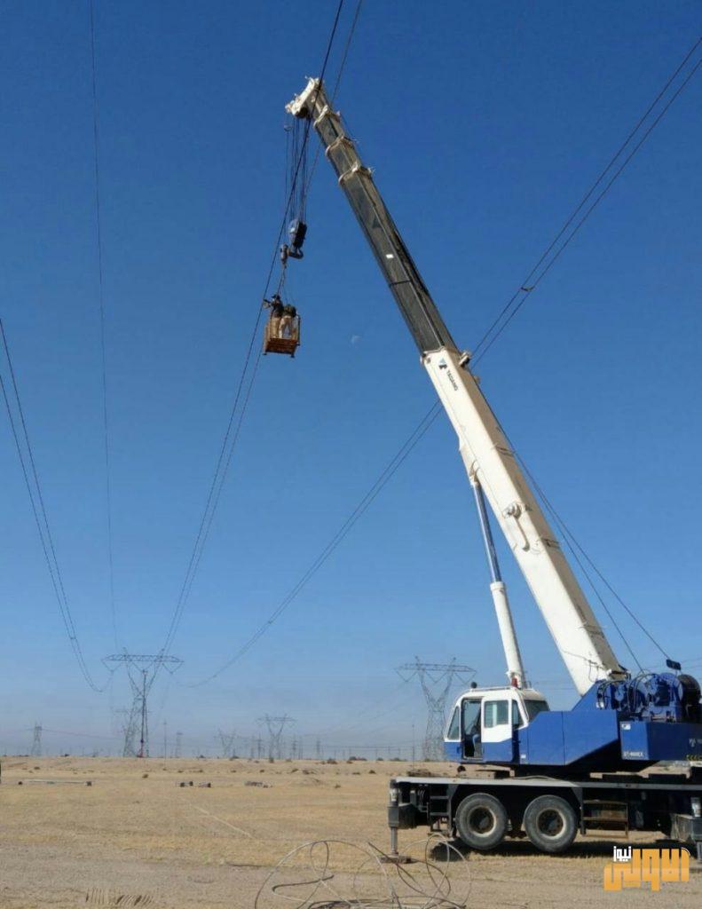 بالصور.. أصلاح الخطوط الكهربائية في محافظة البصرة 10 F96A75F6 EA15 42CB 9930 DB168463185D