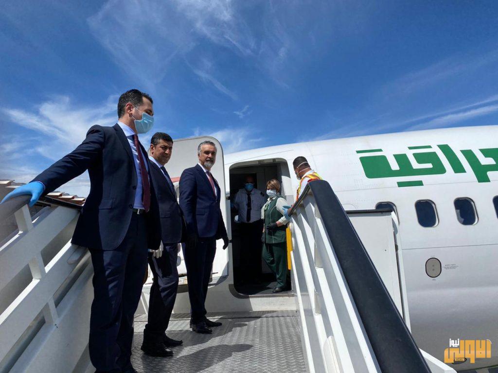 الخارجية العراقية: تسير رحلة استثنائية لنقل ١١٠ مسافراً عراقياً عالقين في اسبانيا 4 IMG 20200429 WA0125