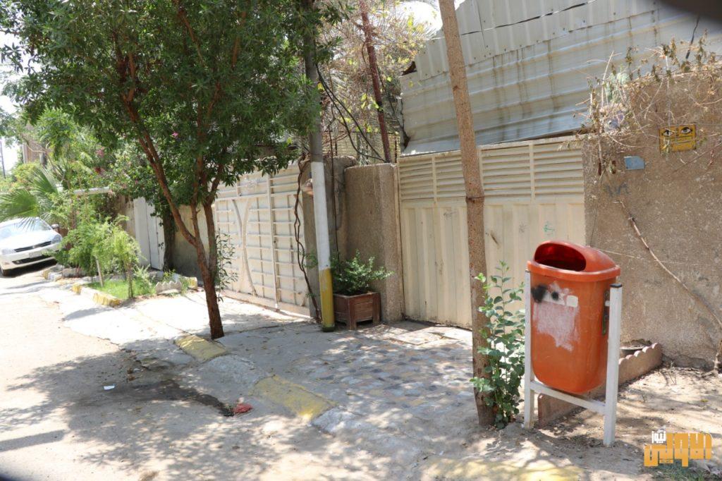 بالصور.. أمانة بغداد تكرم ازقة جديدة لاهتمام سكانها بنظافتها 4 56467058 9098 4374 8435 6654285CB192