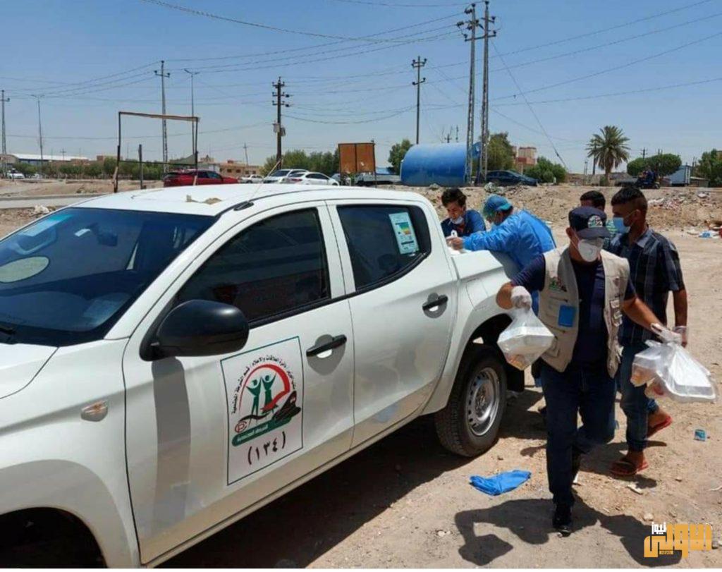 الشرطة المجتمعية تنظم حملة للوقاية من فايروس كورونا وتوزع وجبات الطعام بمستشفيات العزل في ذي قار 12 ٢٠٢٠٠٧٠٣ ١٥٠٩٥٧