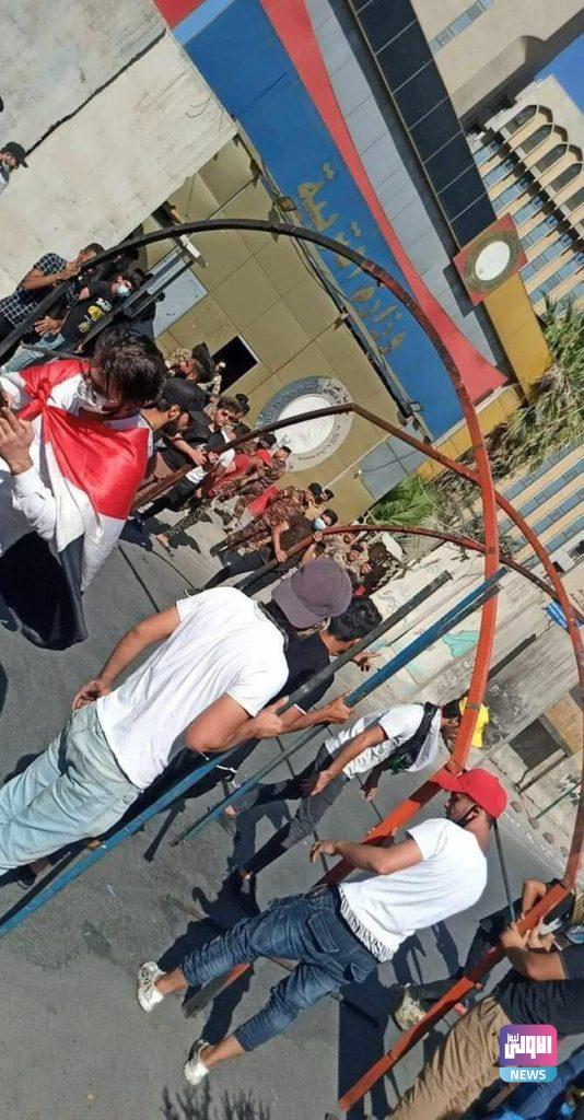 طلبة السادس الإعدادي ينصبون خيامهم ويعلنون اعتصاماً مفتوحاً امام وزارة التربية (صور) 13 E9227159 FC7C 4F00 BED8 76FAC724F788