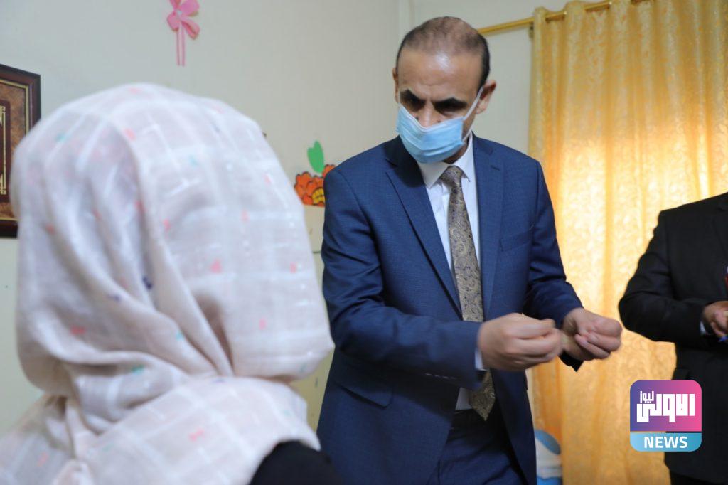 وزير العمل يتفقَّد البيت الآمن ويوجِّـه بتوفير الخدمات الاجتماعية للمستفيدات 20 3AC703BE AE55 4A01 8297 9C665C8EE2DA