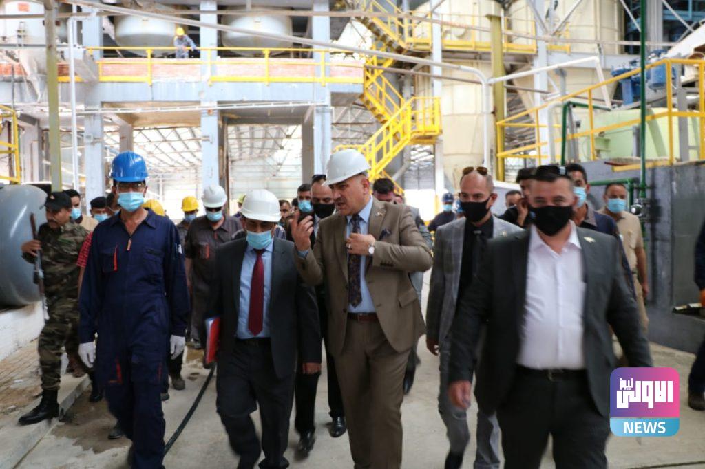 وزير الصناعة والمعادن يتفقد الشركة العامة لكبريت المشراق ومعامل السمنت الشمالية 19 7DAC9584 E6AE 43E9 BE32 F06D0D392F15