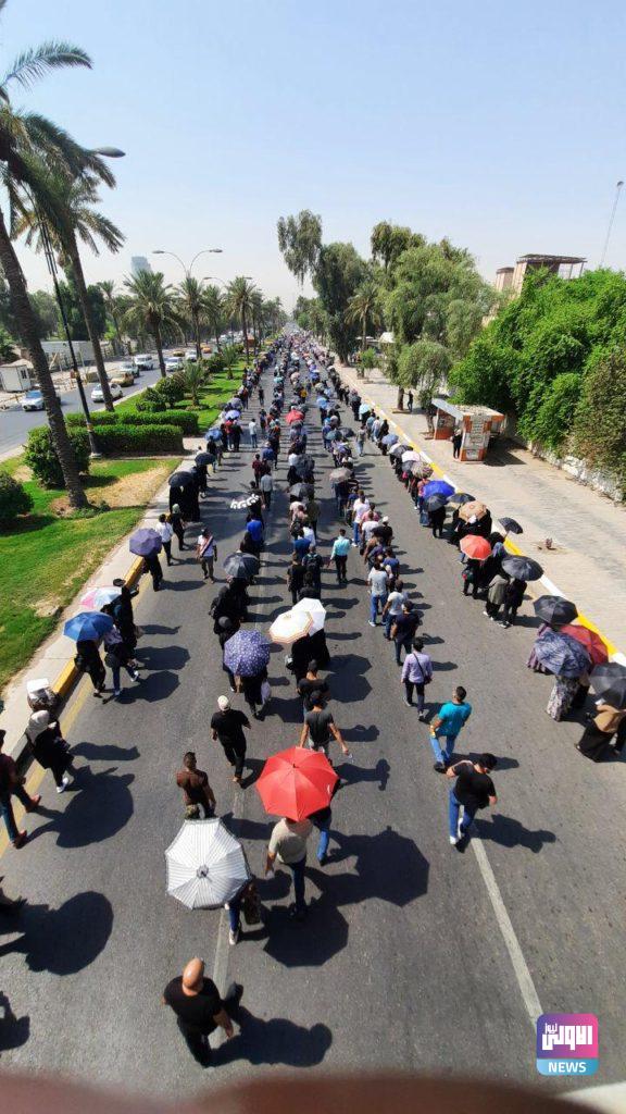 أصحاب الشهادات العليا يتظاهرون مجددا ويقطعون ساحة معرض بغداد (صور) 8 CB7678AD A604 4803 A33F 8A4D40610E1A