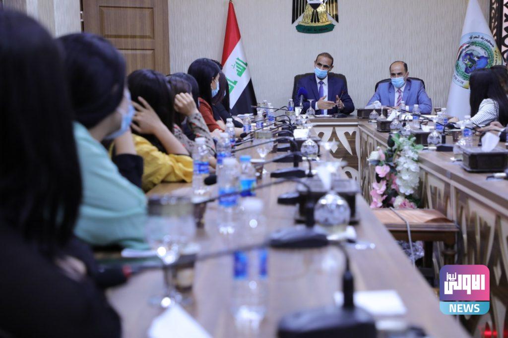 وزير العمل يستقبل عدداً من الآيزيديين الناجين من داعش ويوجِّـه بإرسال فريق إلى مخيمات سنجار 18 E314431D D210 4CCF 8B03 01A2772A90D3