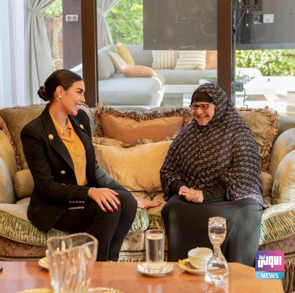 "سيدة المطر" في منزل الفنانة ياسمين صبري..بالصور 8 ٢٠٢٠١١٢٤ ١٥٥٨٤٣