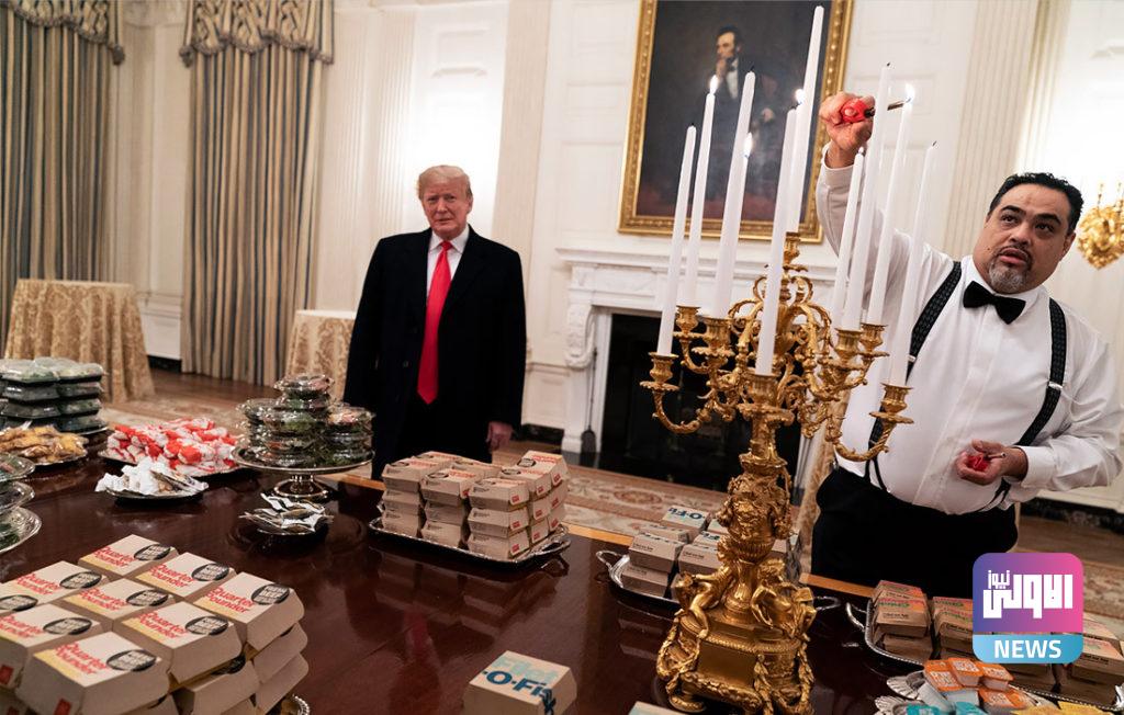 15 صورة مثيرة للجدل للرئيس المنتهية ولايته 40 60081e5d4236044ccc1f4968