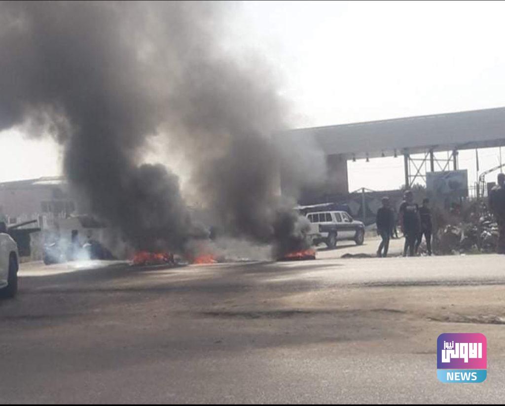 خريجون يحرقون الإطارات أمام شركة نفط ذي قار للمطالبة بفرص عمل (صور) 10 02B1741F 28A1 457C A4A2 B952FFF6F5C1