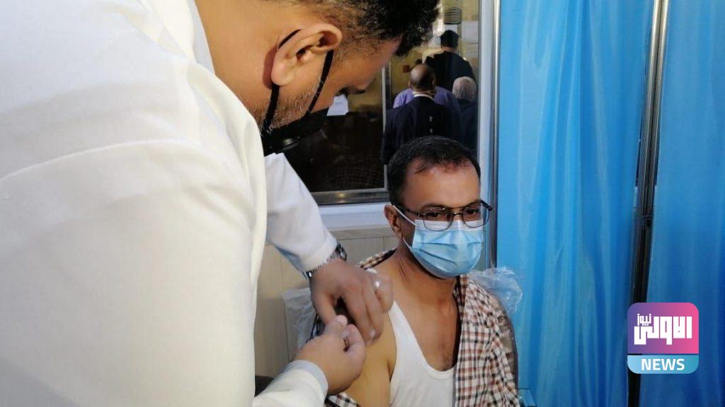 أول عملية تطعيم بلقاح فيروس كورونا في العراق(صور) 11 E841B6A5 655A 44B6 9A5B 83D54A8D2B4F