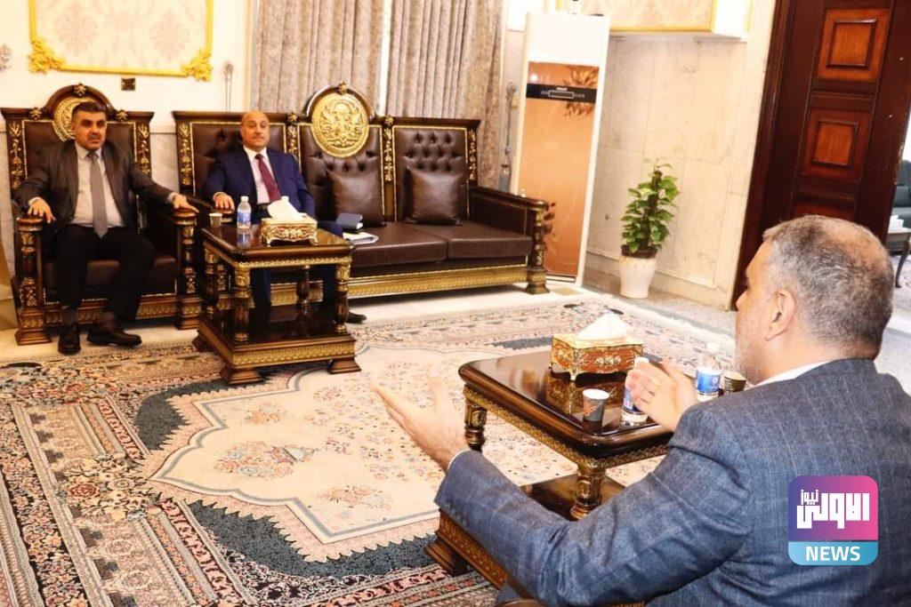 الأمين العام لوزارة الدفاع يستقبل رئيس هيأة التصنيع الحربي في مكتبه (صور) 10 FB IMG 1622299034136