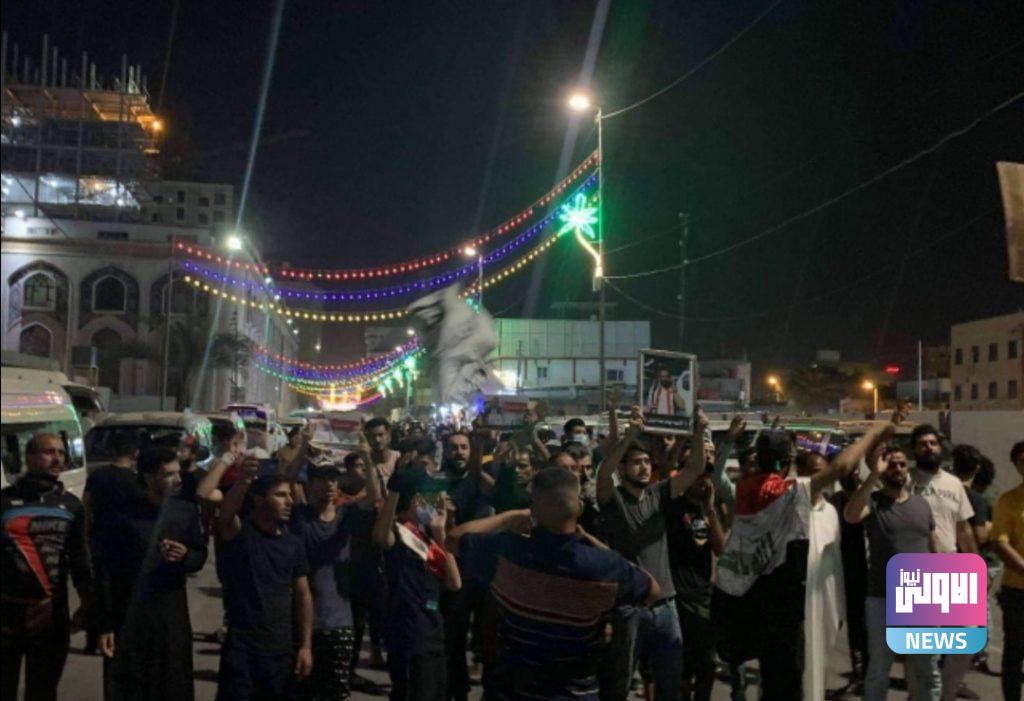شباب كربلاء يجددون مظاهراتهم للمطالبة بالكشف عن قتلة الناشط "الوزني" (صور) 10 Screenshot ٢٠٢١٠٥١٩ ٠٠٢٣٢٣