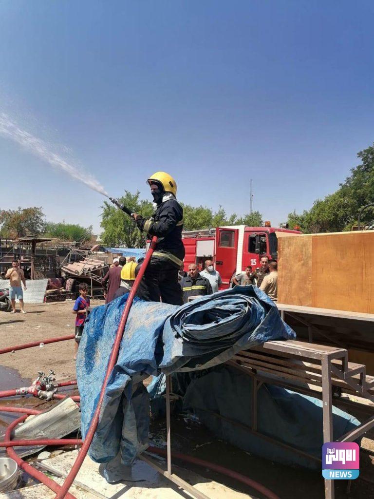 الدفاع المدني تخمد حريق في محلين وتنقذ 9 محال تجارية داخل سوق وسط بغداد الكرخ (صور) 16 5AE12A60 626C 451A 8F13 AE4822960D66