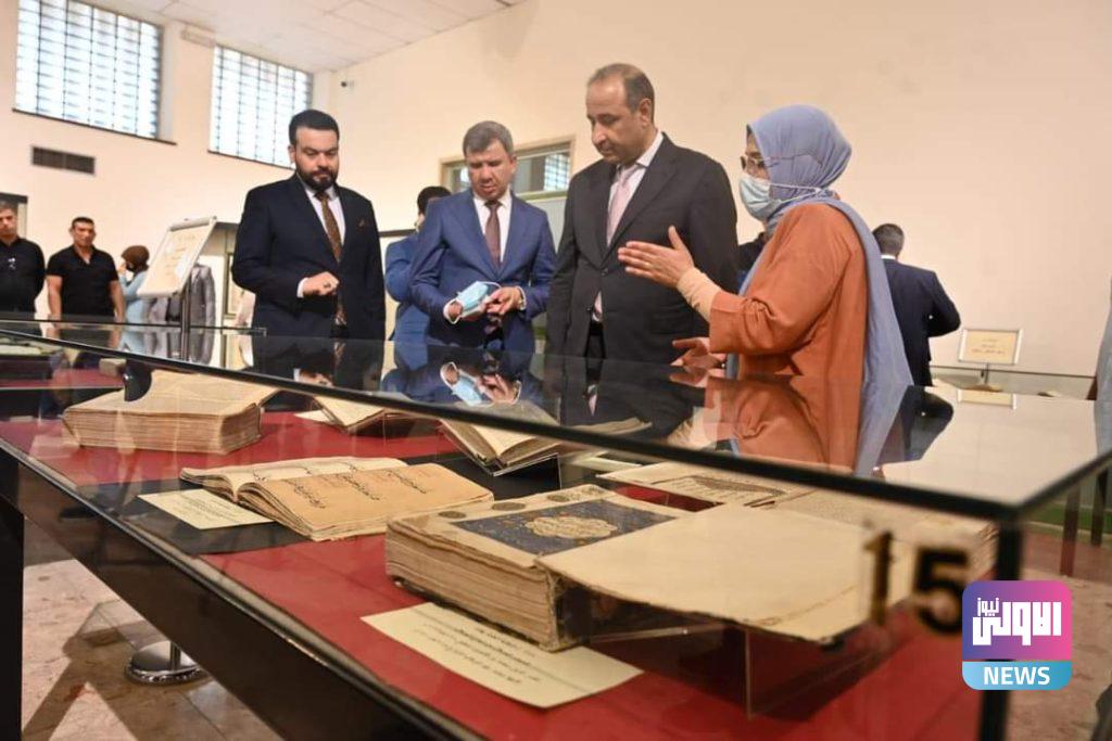 وزير الثقافة يفتتح قاعة "طه باقر" للمخطوطات العربية في المتحف الوطني 14 A9ABF11C 2FA4 47BD ADF4 23FE0A82AE1E