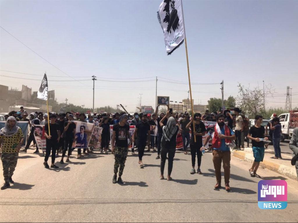 إنطلاق تظاهرة بالديوانية للمطالبة بالكشف عن قتلة المتظاهرين (صور) 13 B300CFC3 5D5F 42F2 B020 F62327CD733B