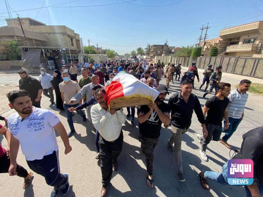 العشرات يشيعون جثمان الضابط "نبراس فرمان" في العاصمة بغداد (صور) 7 IMG 20210607 173501 950