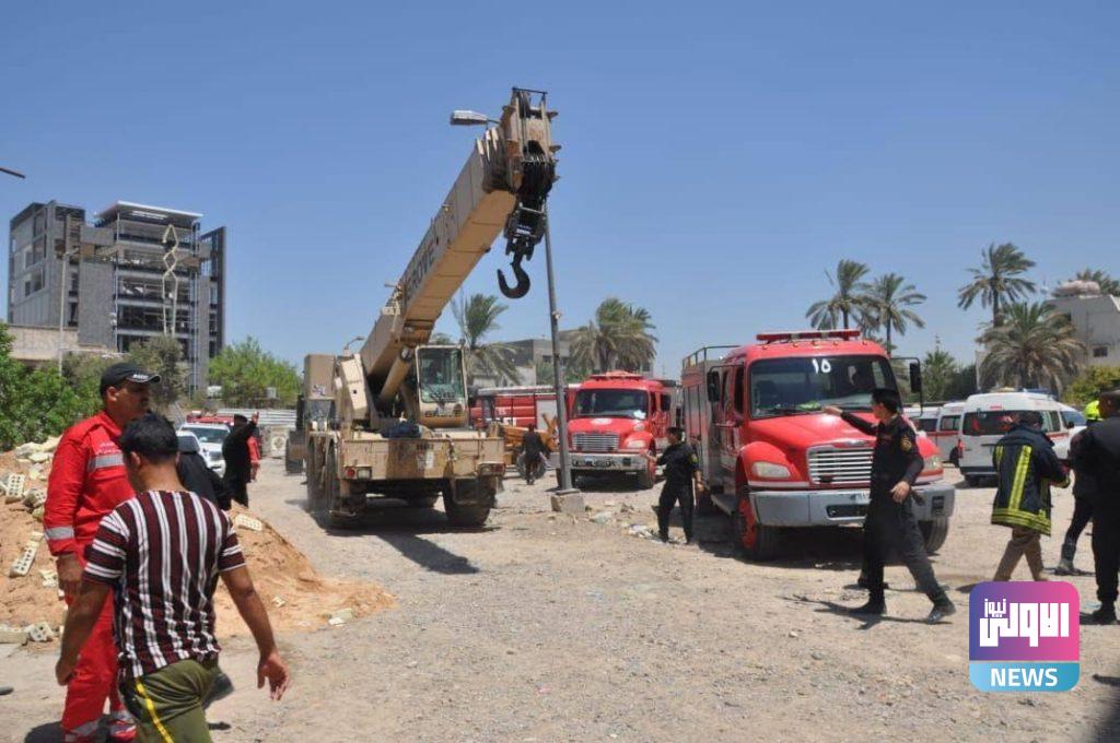 مصرع عاملين بانهيار سقف منزل في بغداد (صور) 25 27BB7C55 40DF 4661 89D3 D96A73DFE655