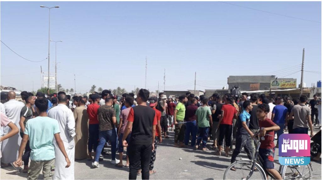 متظاهرون يغلقون بالاقفال دائرة توزيع كهرباء كربلاء (صور) 13 39AD1ED6 3FC7 4348 81F7 C620A5319A58