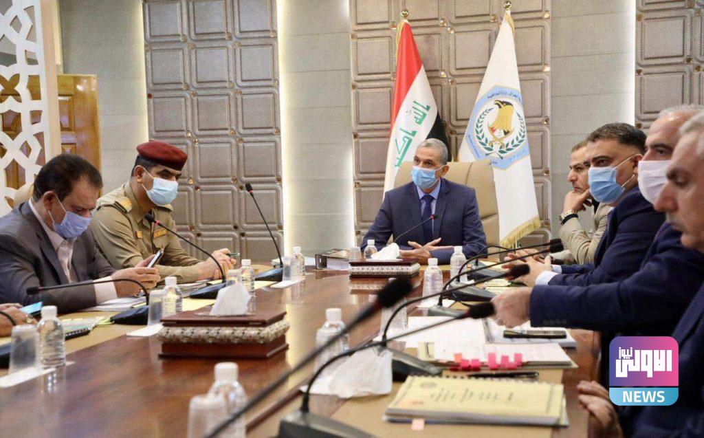 وزير الداخلية يناقش جدول ترقية الضباط في جدول تموز ويؤكد على اعطاء كل ذي حق حقه 10 95E5D85B 5B68 4A7A 8EF9 58071A2CE33A