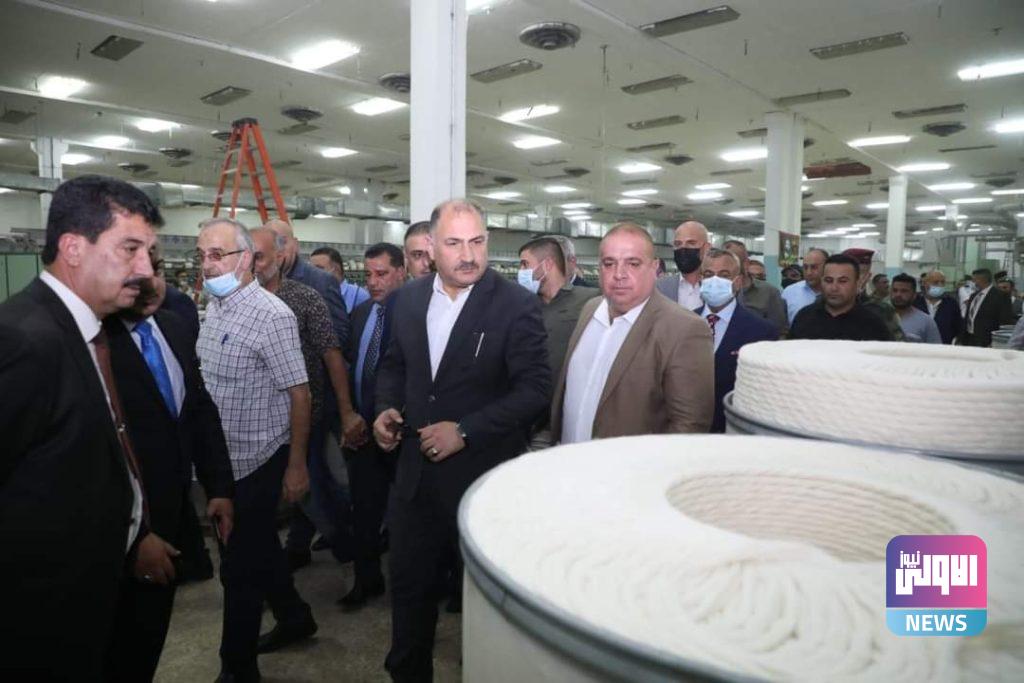 وزير الصناعة يتابع سير العمل والإنتاج في مصنع نسيج وحياكة واسط 13 A4CBD234 8B28 4878 970E 3275239ABE76
