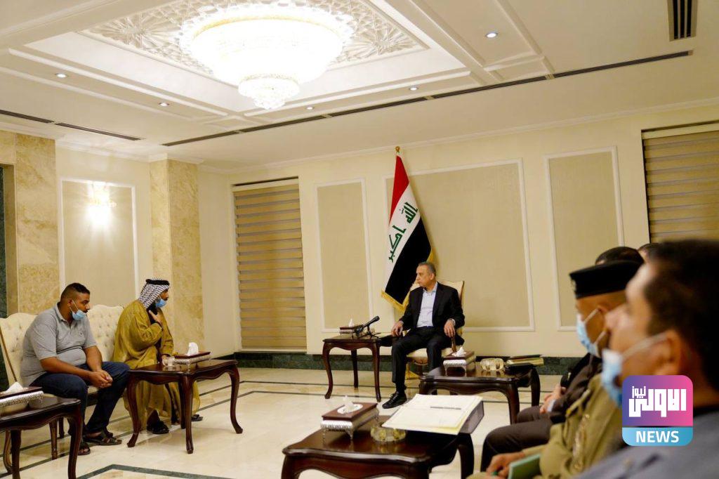 الكاظمي يستقبل المواطن البريء علي الجبوري بحضور محققي قضيته 18 6E2815C8 22F6 4270 BB01 487EC12B7611