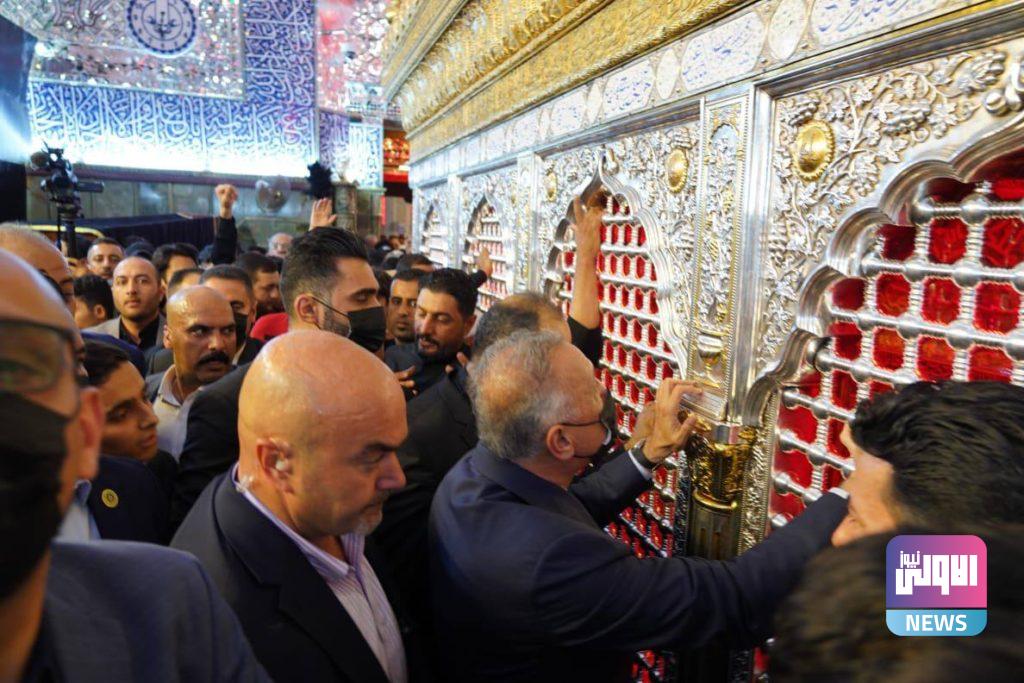 الكاظمي يصل النجف لحضور عزاء المرجع الحكيم 25 98672AB1 6E18 4F63 BB46 F13716836C9B