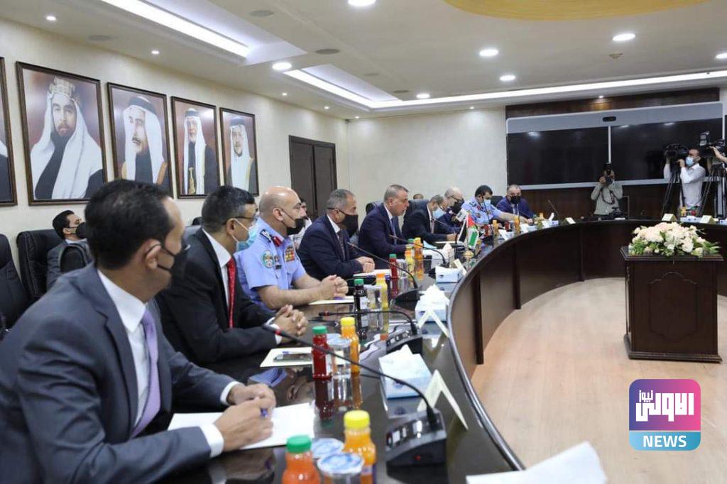 وزير الداخلية عثمان الغانمي يصل الاردن (صور) 26 FB IMG 1632058136177