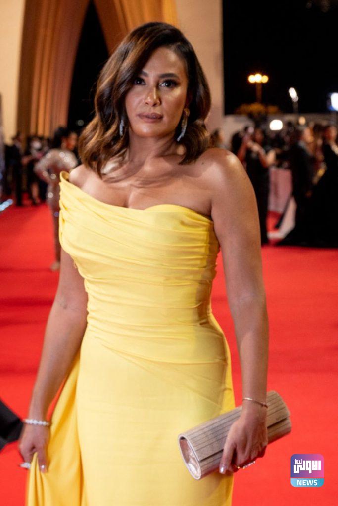 صور فساتين مهرجان الجونة 2021.. تصميمات جريئة وإطلالات مثيرة 101 187 184241 hend sabti 3