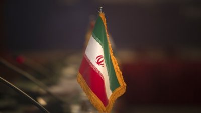 علم ايران scaled