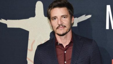 127 184544 disney accused racism mandalorian pedro pascal 700x400