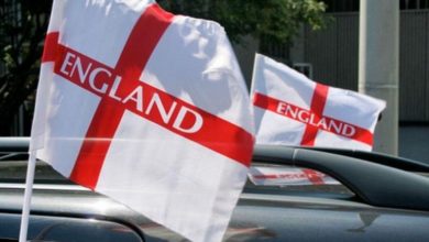 100 165238 england fans flag car euro fine 100 sterling 700x400