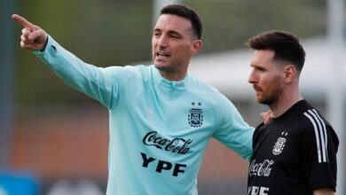 100 222717 scaloni messi argentina paraguay 700x400